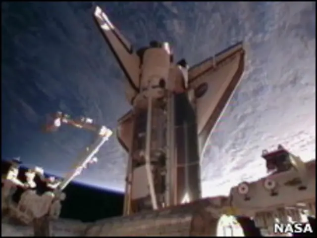 شاتل دیسکاوری اولین بار در سال ۱۹۸۴ به فضا پرتاب شد