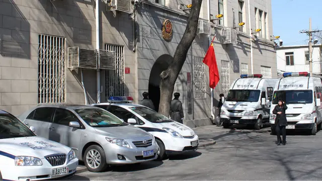 中國公安部門將按照新修訂的《刑法》對拐賣婦女兒童案中的買方追究刑責。