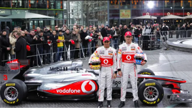 Hamilton dan Button dari McLaren