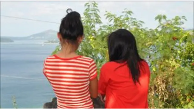 Orang-orang yang mengaku korban industri seks