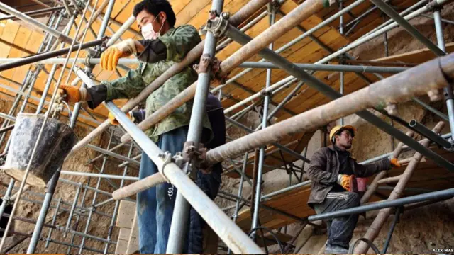 د جاپاني لرغون پوهانو یوه ډله دا مهال د بامیانو ښار ته تللې چې د بودا د مجسمې د بېرته رغونې ارزونه وکړي . 