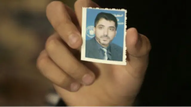 Фотография Дирара Абу Сиси