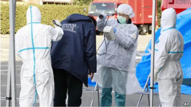 Pemeriksaan radiasi di dekat Fukushima