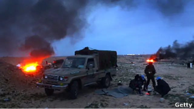 В Ливии повстанцы и силы Каддафи ведут бои за город Брега