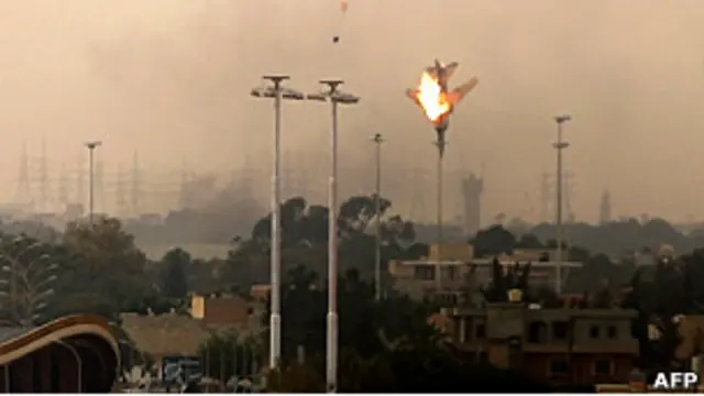 Jet tempur jatuh di kota Benghazi