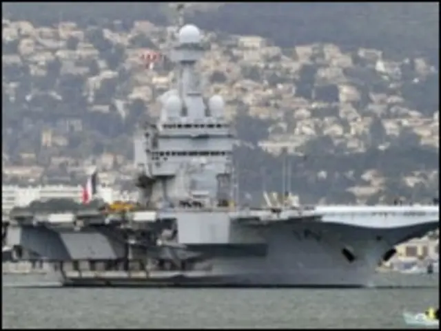 ناو هواپیمابر فرانسوی شارل دو گل 