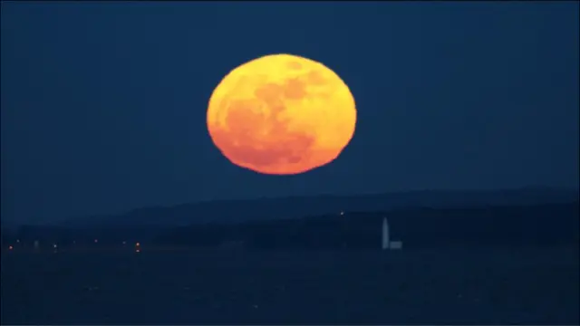 英国超级大明月