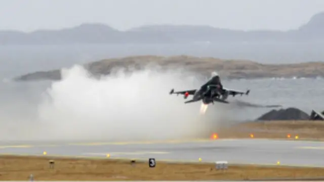 Pesawat tempur miik Norewegia