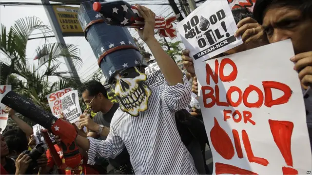 Unjuk rasa pendukung Gaddafi di luar Libia