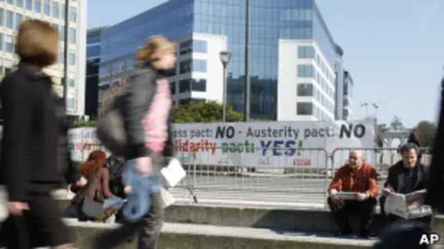 احتجاج خارج مقر الاتحاد الأوروبي في بروكسيل