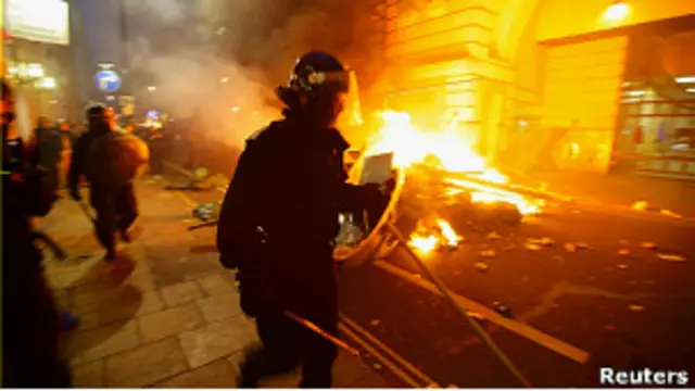 Улицы Лондона патрулируют 4,5 тысячи полицейских