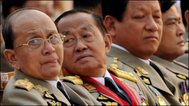 Lãnh đạo Miến Điện được Trung Quốc khuyến khích đi theo một lộ trình thay đổi có kiểm soát