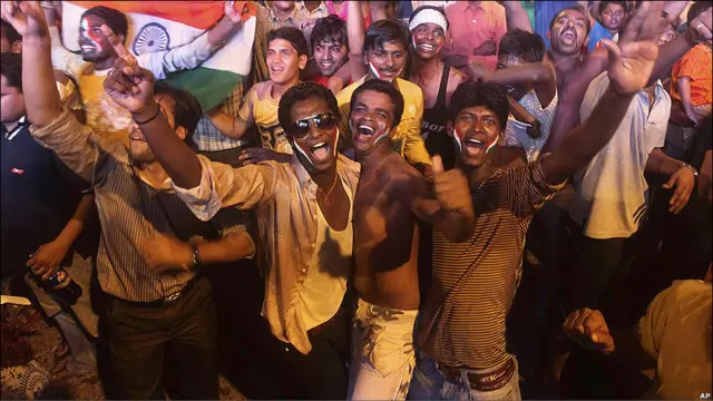 भारत की जीत की ख़ुशी