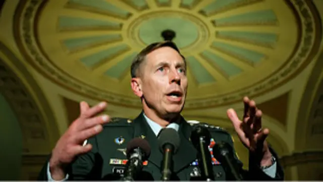 پترائوس شرایط در دو جنگ مهم را به نفع آمریکا تغییر داد بدون آن که آنها را به پایان برساند