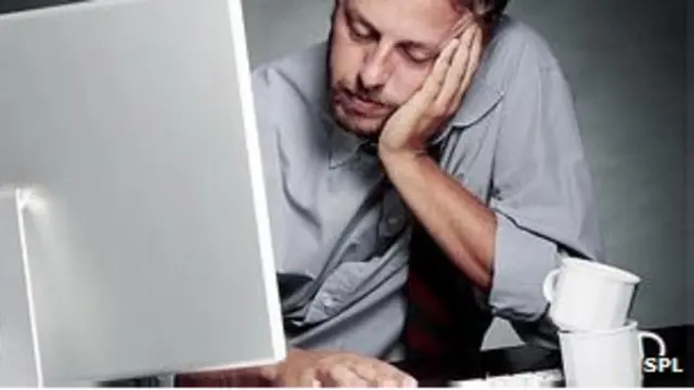 усталый работник