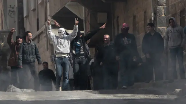 تسيطر فصائل مسلحة على معظم محافظة درعا