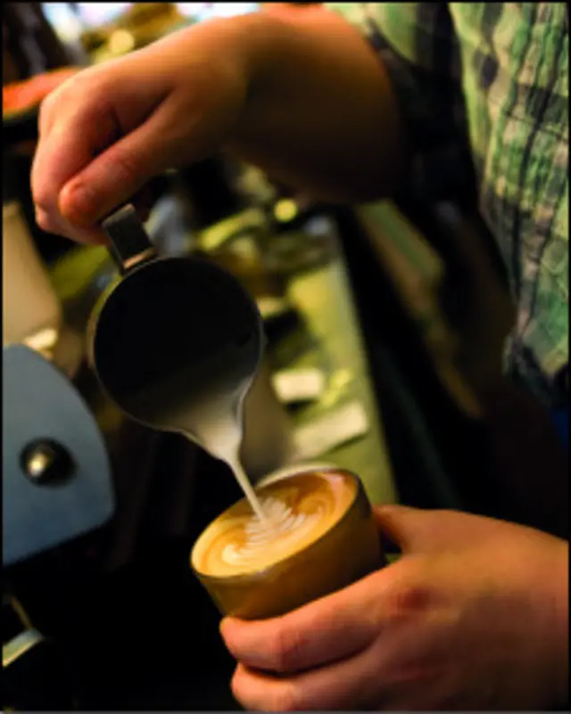 کافی دیگر ’رسک فیکٹرز‘ کے مقابلے میں سب سے عام ہے۔