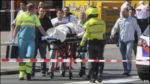 Нападник убив 5 та поранив 11