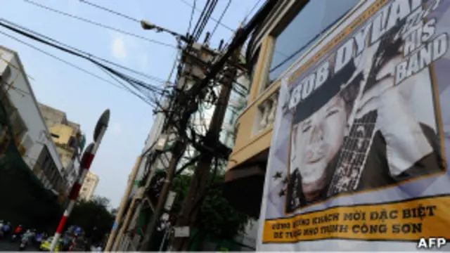 Poster Bob Dylan di Vietnam