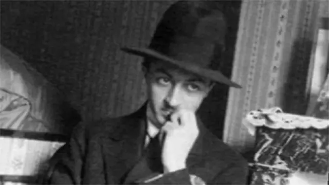 اکتاویو پاز برنده نوبل ادبی، بوف کور را رمان بزرگ نوگرای فارسی نامیده است