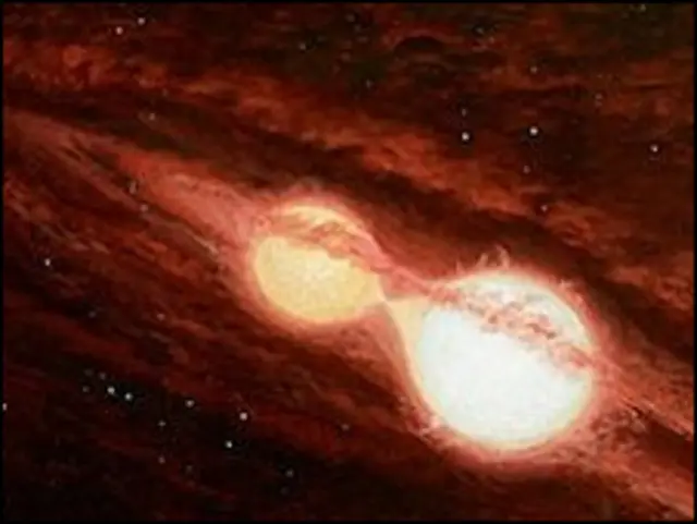 ब्रह्मांड में युगल तारे बहुत हैं लेकिन तीन तारों का मंडल भी आम हो सकता है