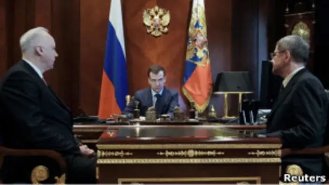 В конфликт двух силовых ведомств пришлось вмешаться президенту Медведеву