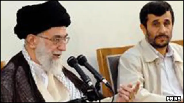 Ayatollah Ali Khamenei dan Presiden Ahmadinejad