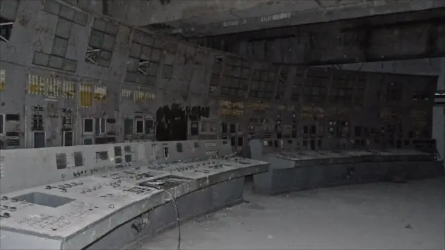 Sala de control en el Reactor Número Cuatro.