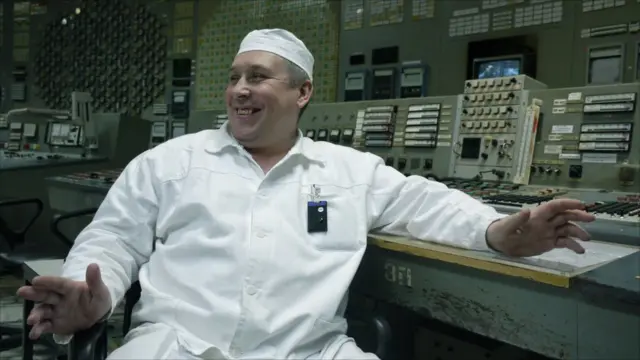 Igor, el supervisor de turno para el Reactor Tres.