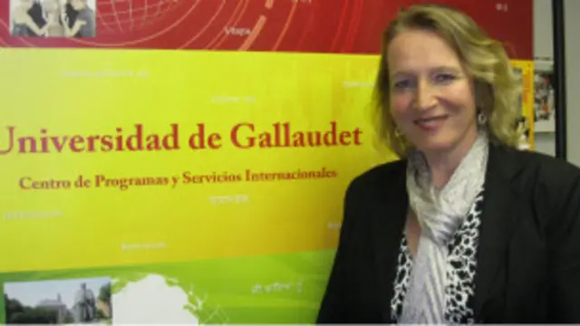 Беверли Бьюкенен, преподаватель Галлаудета
