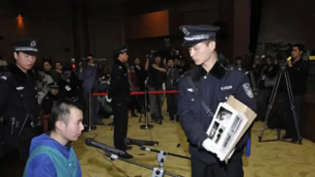 药家鑫在庭审现场(新华社图片)