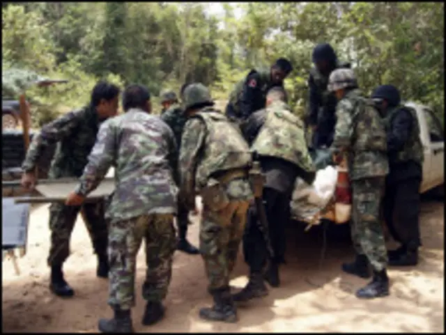 Thai soldiers