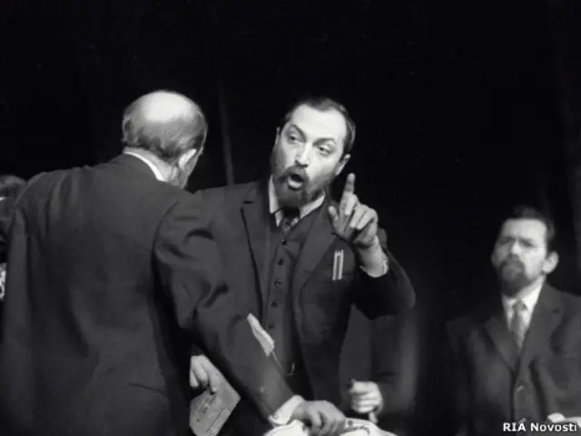 Михаил Козаков в роли Стеклова 