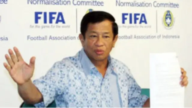 Agum Gumelar dipercaya mengetuai Komite Normalisasi PSSI setelah terjadi kemelut organisasi