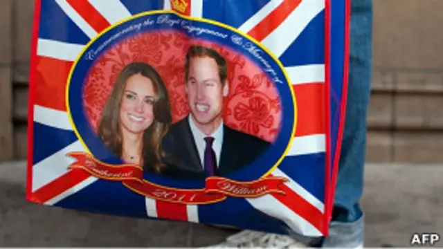 Сумка с изображением принца Уильяма и Кейт Миддлтон