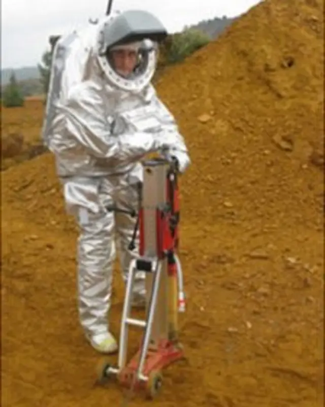 Прототип марсианского скафандра