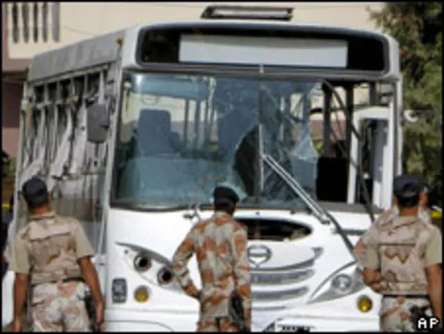 अल कायदा प्रमुख ओसामा बिन लादेन की मौत के बाद पाकिस्तान में इस तरह की कई घटनाएँ हो चुकी हैं.