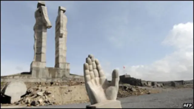 Patung persahabatan Turki-Armenia