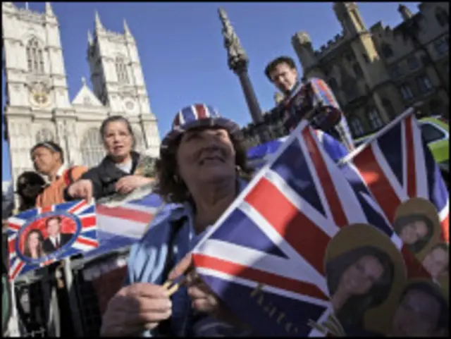Біля Вестмінстерського абатства