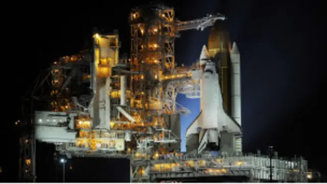 المكوك انديفور