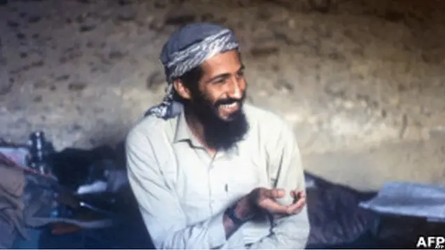 اسامه بن لادن پر افغانستان د پخواني شوري اتحاد تر یرغل وروسته افغانستان ته د مجاهدینو د مرستې لپاره تللی و.