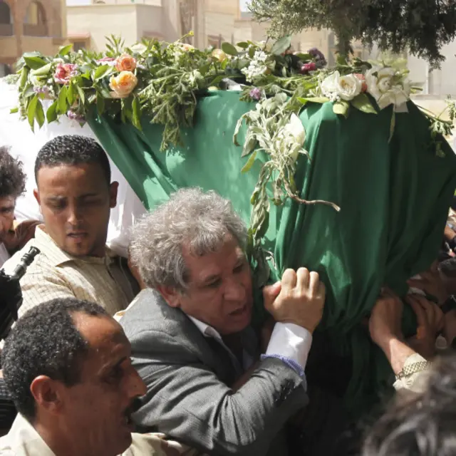 تشييع سيف العرب القذافي في طرابلس