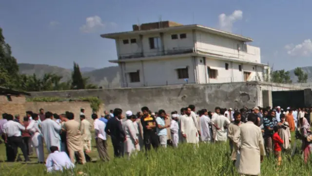 ऐबटाबाद के इसी घर में रह रहे ओसामा बिन लादेन को अमरीकी सैनिकों ने रात में कार्रवाई कर मारा