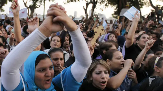 Demo bersama kelompok Kristen Koptik dan Muslim