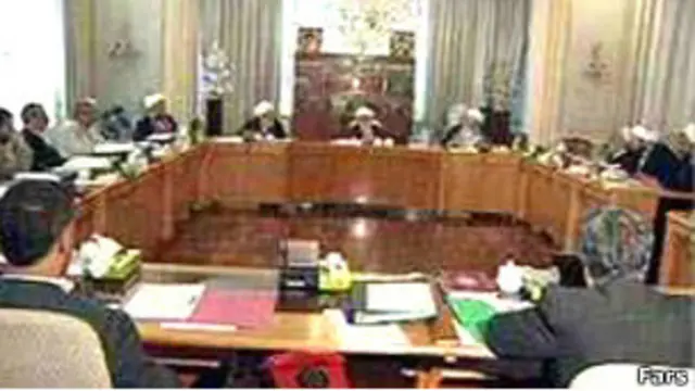 دغه شورا پارلمان ته د وکیلانو، د پارلمان د مشر او د کارپوهانو د شورا د انتخابېدو مخه هم نیولای شي.