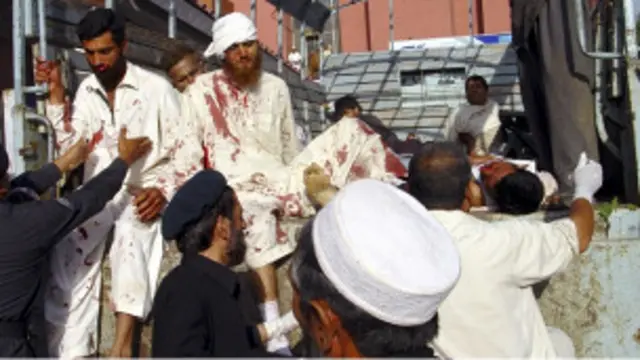 Taliban đánh bom trả thù hôm thứ Sáu