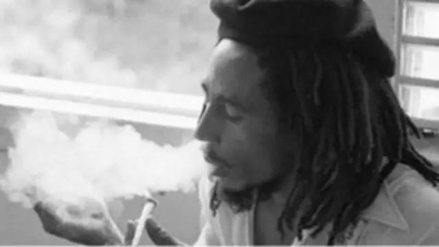 Dalam filem ini, Bob Marley digambarkan lebih otentik.