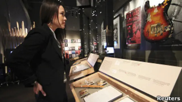 Выставка, посвященная группе Nirvana, в Сиэттле