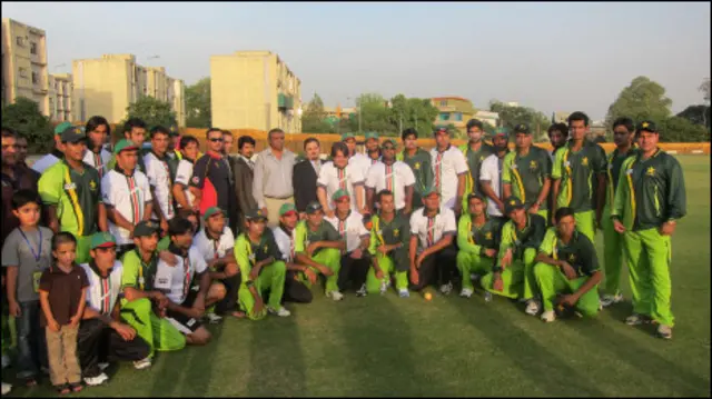 افغان کریکټ لوبډله په اسلام اباد کې