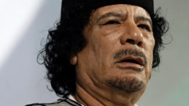 العقيد القذافي